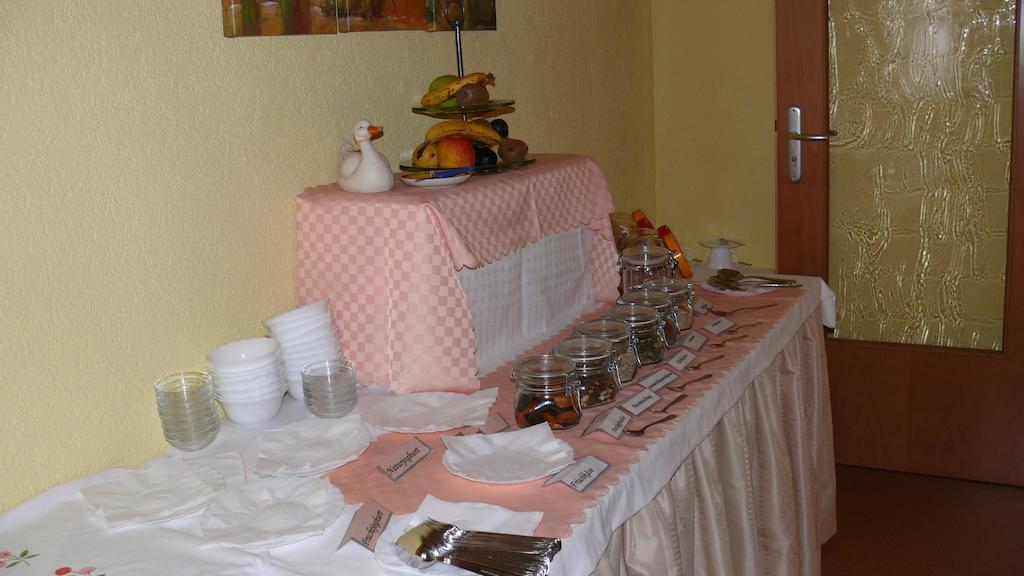 Pension Kreisel Bad Koesen Εξωτερικό φωτογραφία